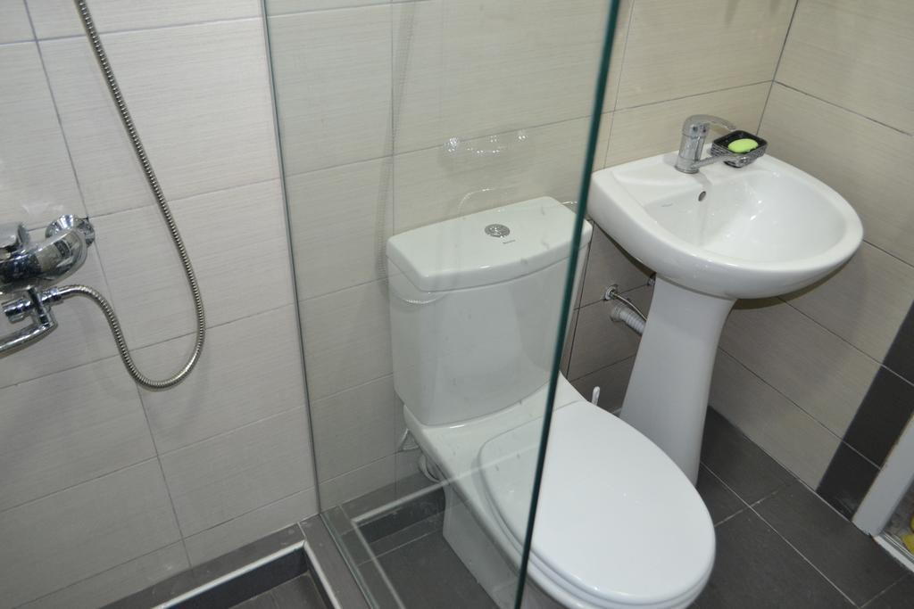 Apartment Near The Beach Batumi-Гонио Екстериор снимка