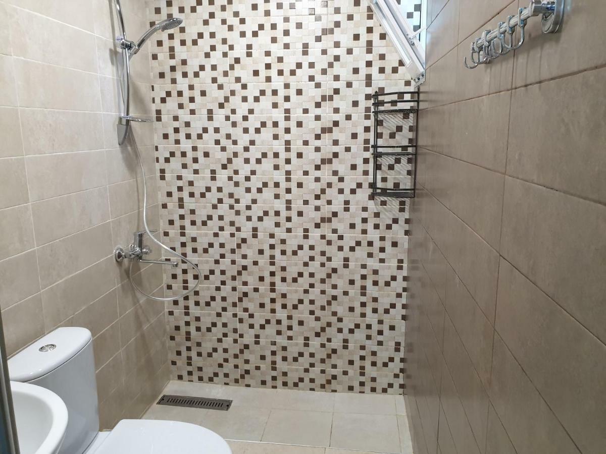 Apartment Near The Beach Batumi-Гонио Екстериор снимка